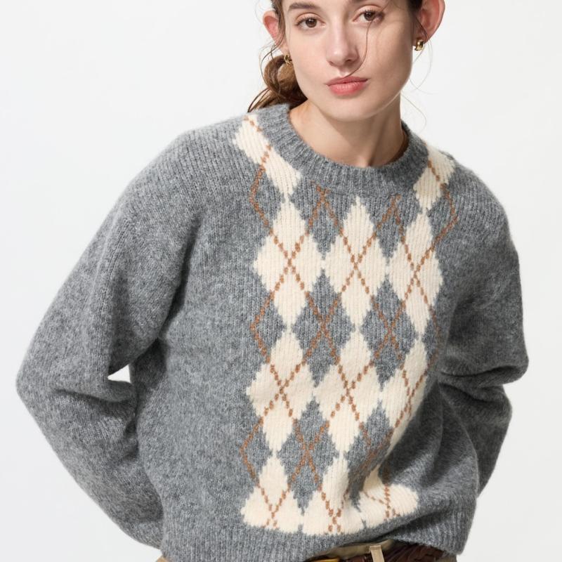 UNIQLO - Áo len cổ tròn mềm mại